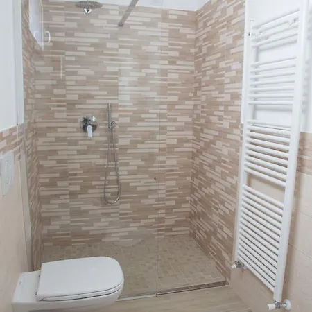 Alojamento de Acomodação e Pequeno-almoço La Rosa Bellagio