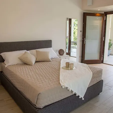 La Rosa Bed & Breakfast